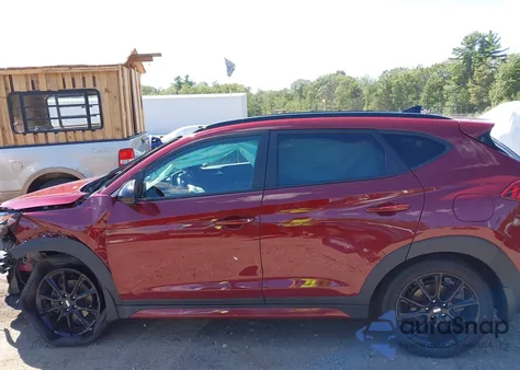 2019 Hyundai Tucson Night z USA, uszkodzony, nr VIN KM8J3CAL9KU930847